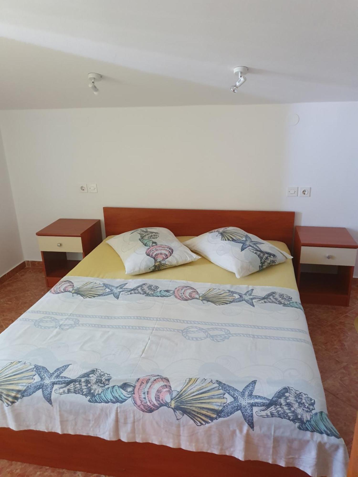 Apartment Jelena Rab Town Quarto foto