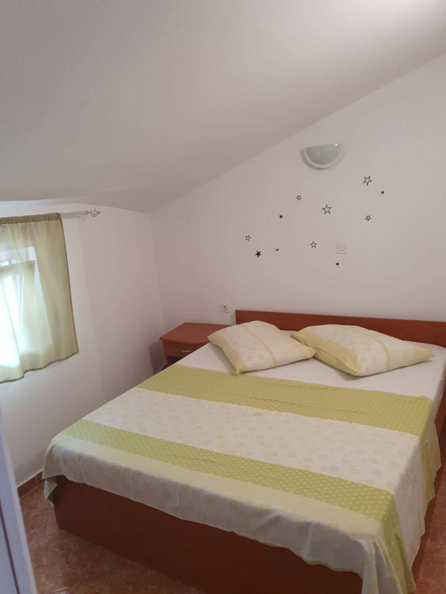 Apartment Jelena Rab Town Quarto foto