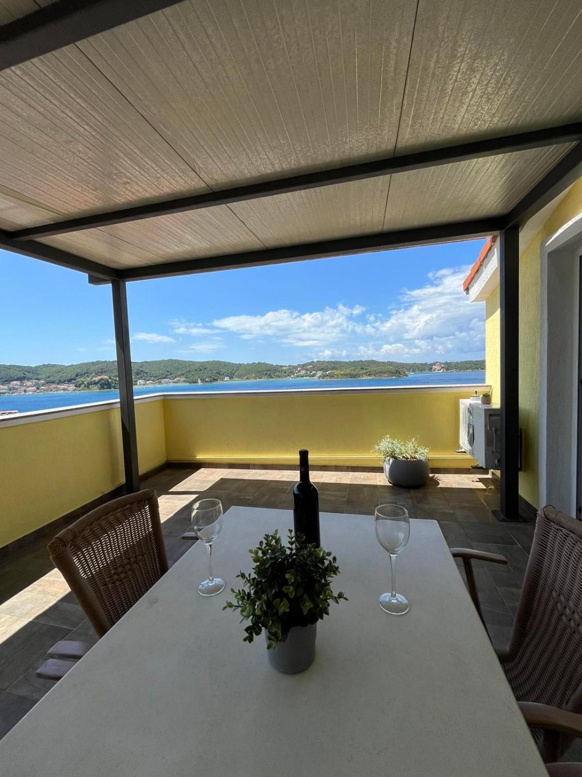 Apartment Jelena Rab Town Quarto foto