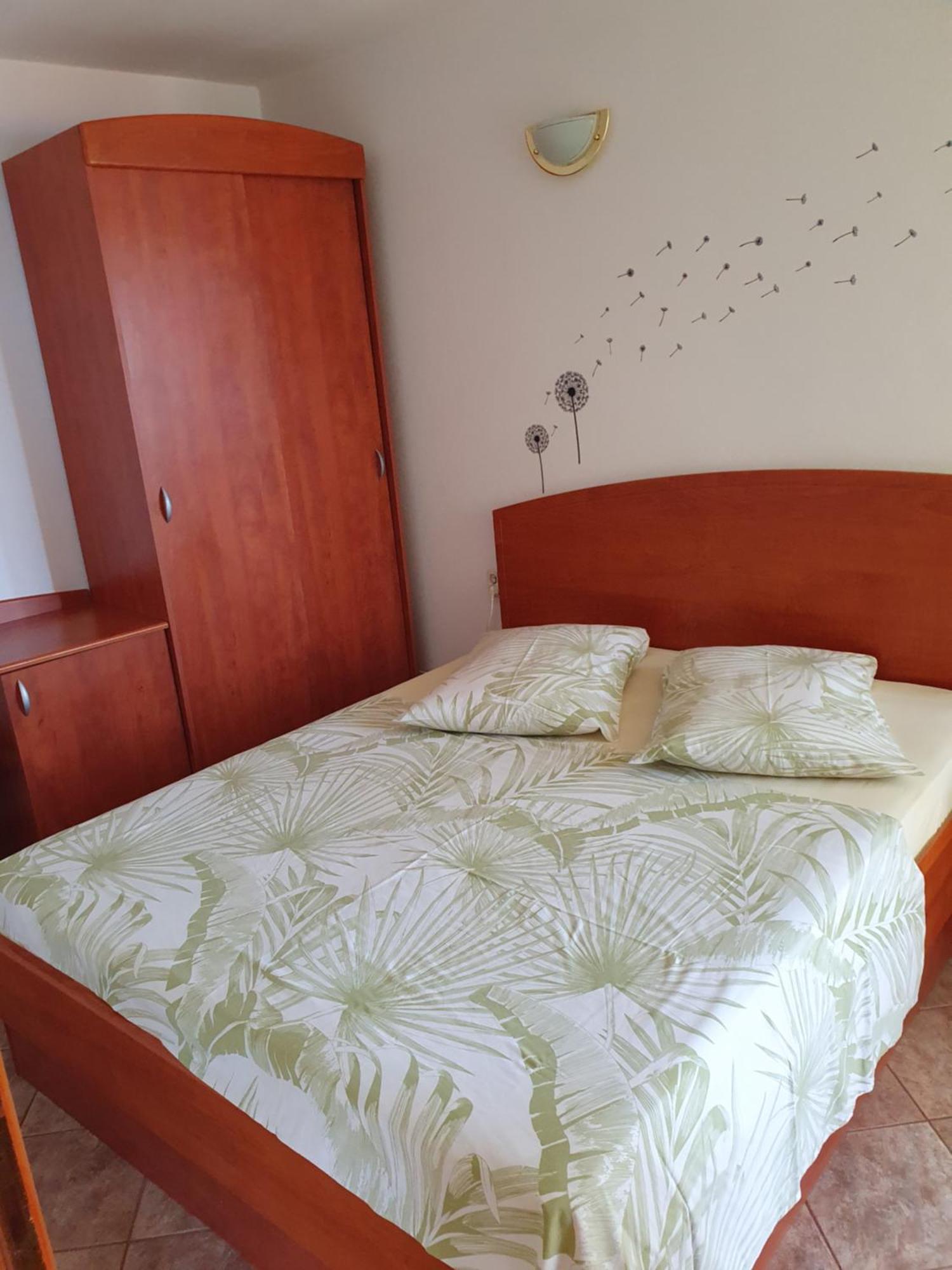Apartment Jelena Rab Town Quarto foto